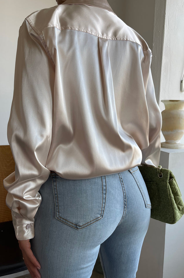 Load image into Gallery viewer, Cream Top
