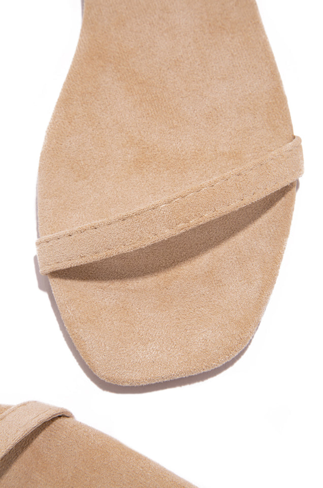 Load image into Gallery viewer, Nude Summer Sandals
