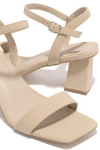 Load image into Gallery viewer, Nude Short Heel
