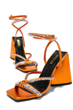Load image into Gallery viewer, Orange Heel 

