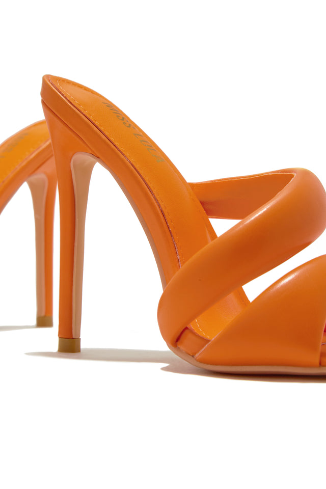 Load image into Gallery viewer, Orange High Heels
