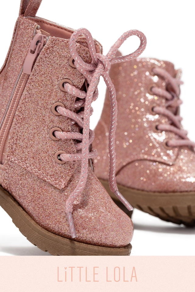 Load image into Gallery viewer, Mini Attitude Kids Glitter Lace Up Combat Boots - Pink
