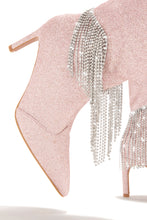 Load image into Gallery viewer, Glitter Pink Boots
