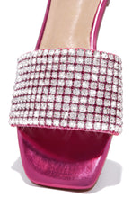 Load image into Gallery viewer, Pink Metallic with Silver Embellished Stones Sandals
