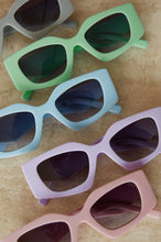 Load image into Gallery viewer, All Colors Available in the Poppi Style - Grey, Mint, Blue, Purple and Pink
