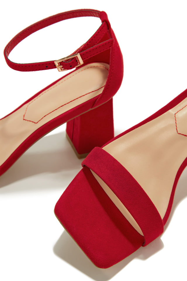 Load image into Gallery viewer, Red Chunky Heels
