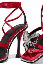 Load image into Gallery viewer, Sweet Fantasy - Red
