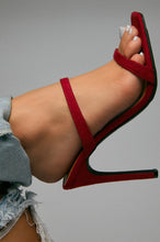 Load image into Gallery viewer, Model Wearing Red Mule 
