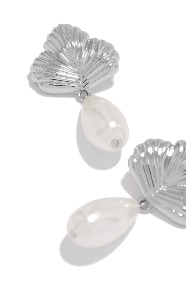 Load image into Gallery viewer, Silver Faux Pearl Earrings 
