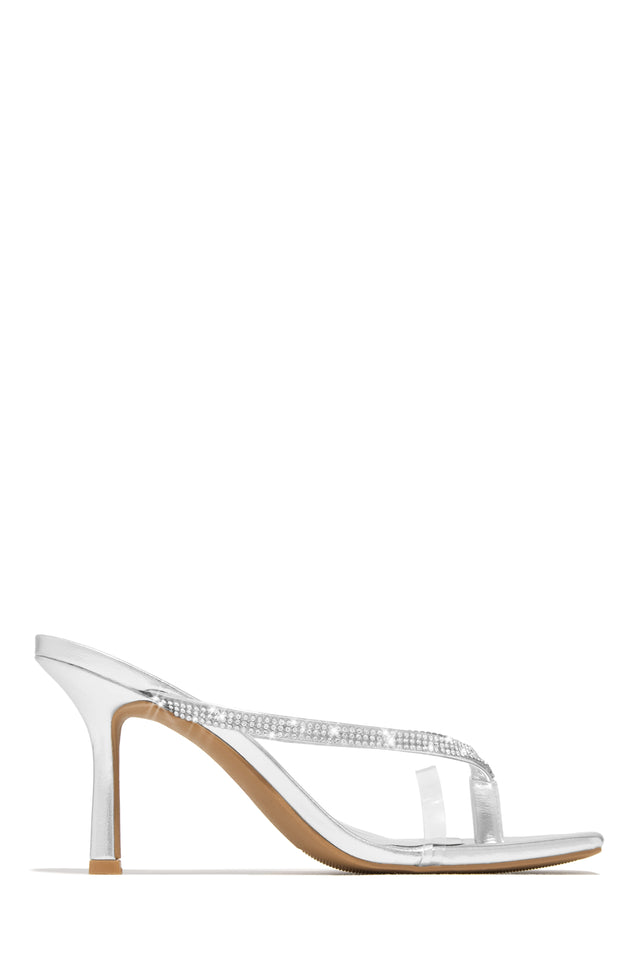 Load image into Gallery viewer, Silver Thong Heel Mules
