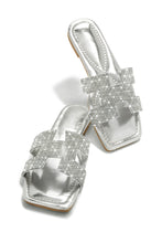 Load image into Gallery viewer, Silver Sandals
