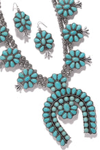 Load image into Gallery viewer, Blue Statement Necklace
