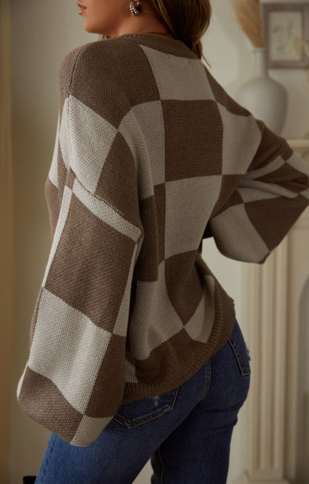 Load image into Gallery viewer, Nude and Brown Checkered Sweater
