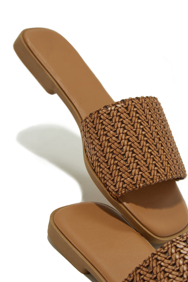 Load image into Gallery viewer, Tan Sandals
