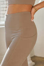 Load image into Gallery viewer, Taupe Legging with Slide Pockets
