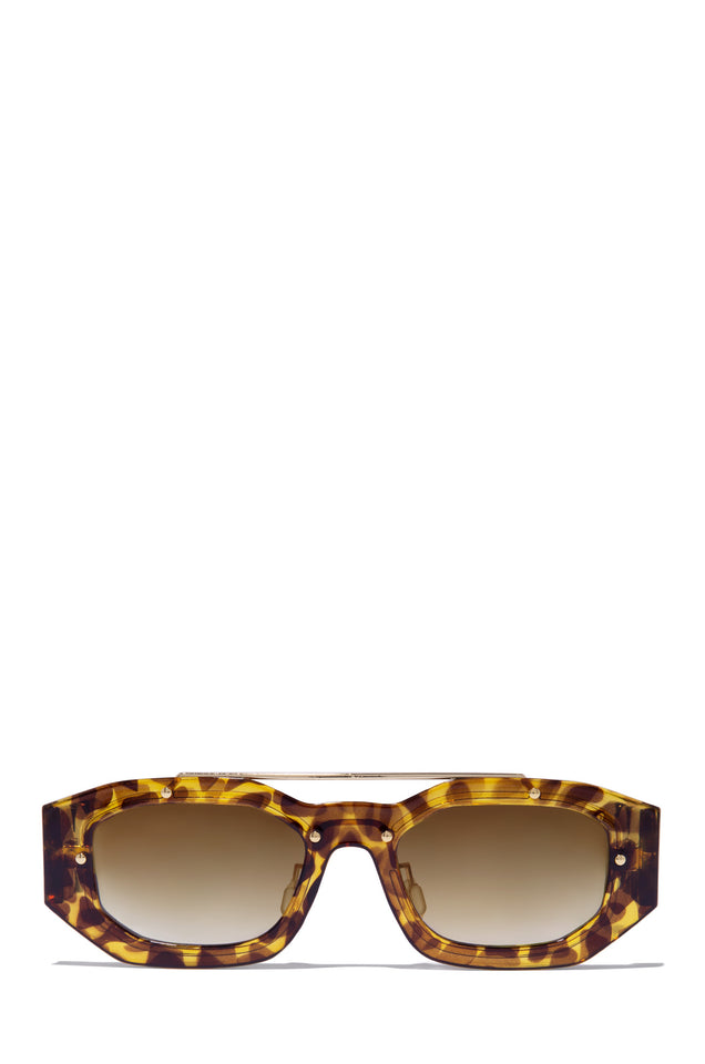 Load image into Gallery viewer, Gold Tone Detail Sunglasses 
