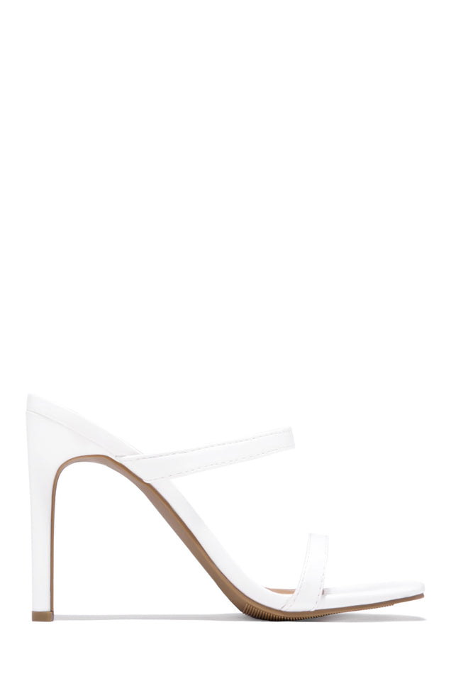 Load image into Gallery viewer, Chic Attraction - White PU
