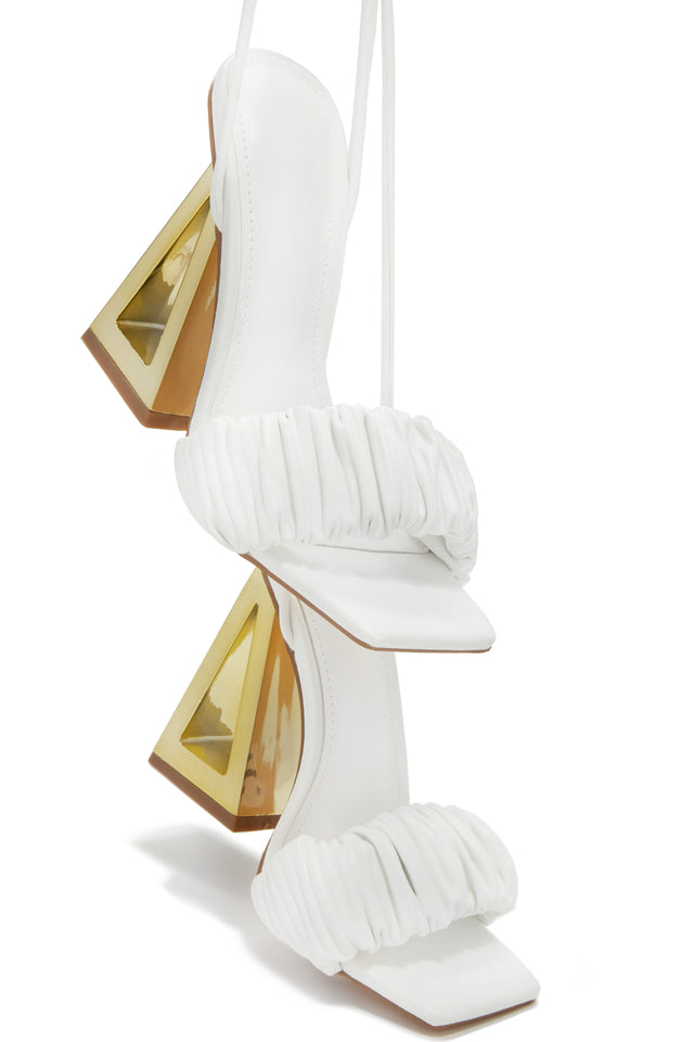 Load image into Gallery viewer, White Heels
