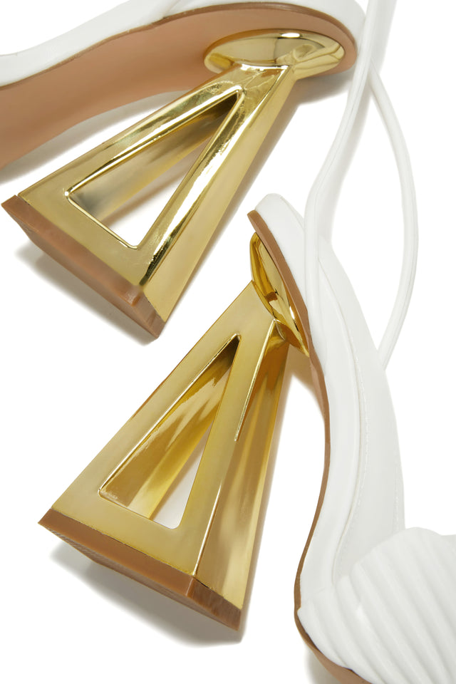 Load image into Gallery viewer, White Single Sole Heels
