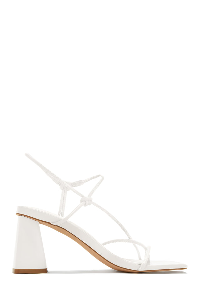 Load image into Gallery viewer, White Open Toe Chunky Heels
