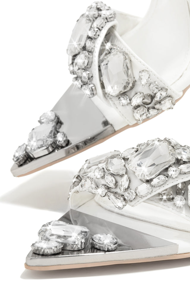 Load image into Gallery viewer, White Embellished High Heels
