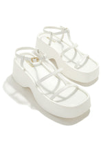 Load image into Gallery viewer, Beach Trip Flat Platform Sandals - White
