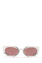 Load image into Gallery viewer, White Frame Sunnies
