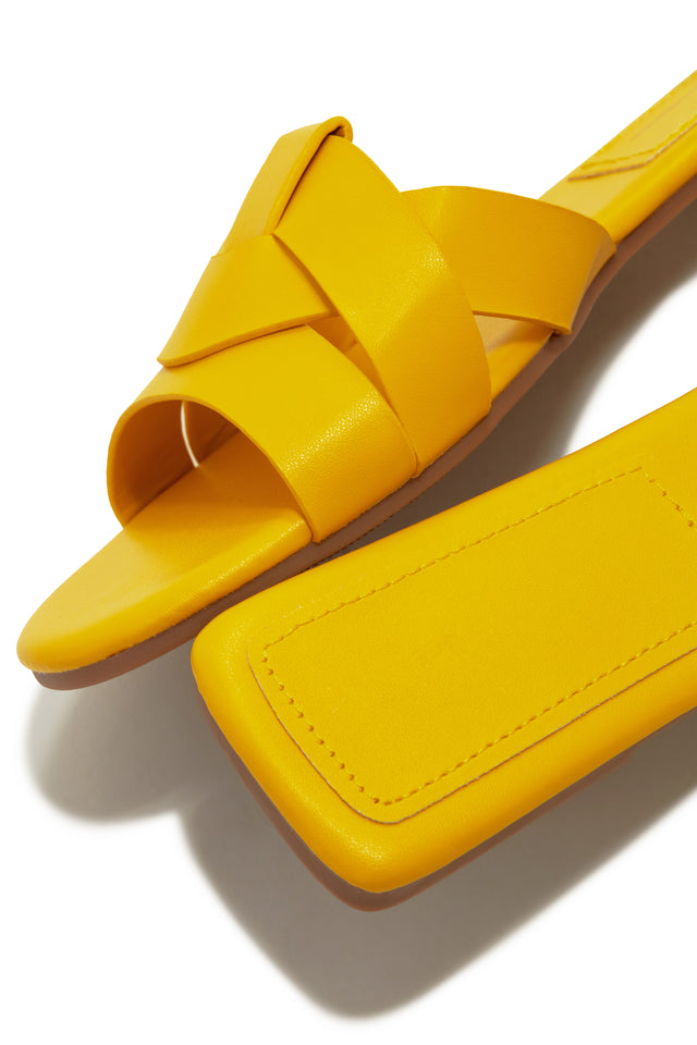 Load image into Gallery viewer, Naila - Yellow
