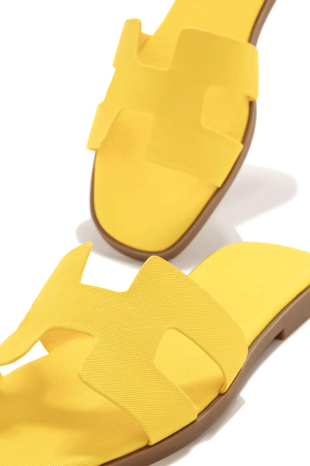 Load image into Gallery viewer, Yellow Sandals
